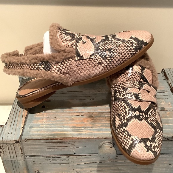 New Aerosoles GABRIELLE Fur Lined Snakeskin Print Slip On Size 7.5 - Picture 6 of 11